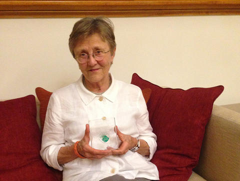 Helen Garner holding Indie Book Award for Non-Fiction title of the year, 2017